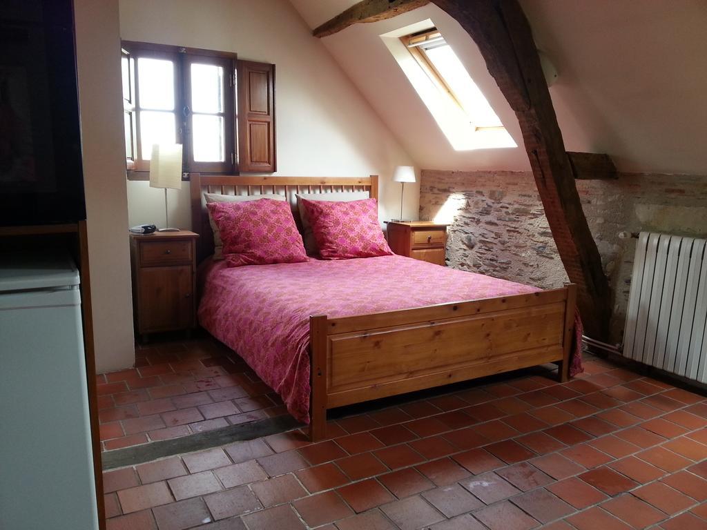 Le Clos De La Bouteille Angers Habitación foto