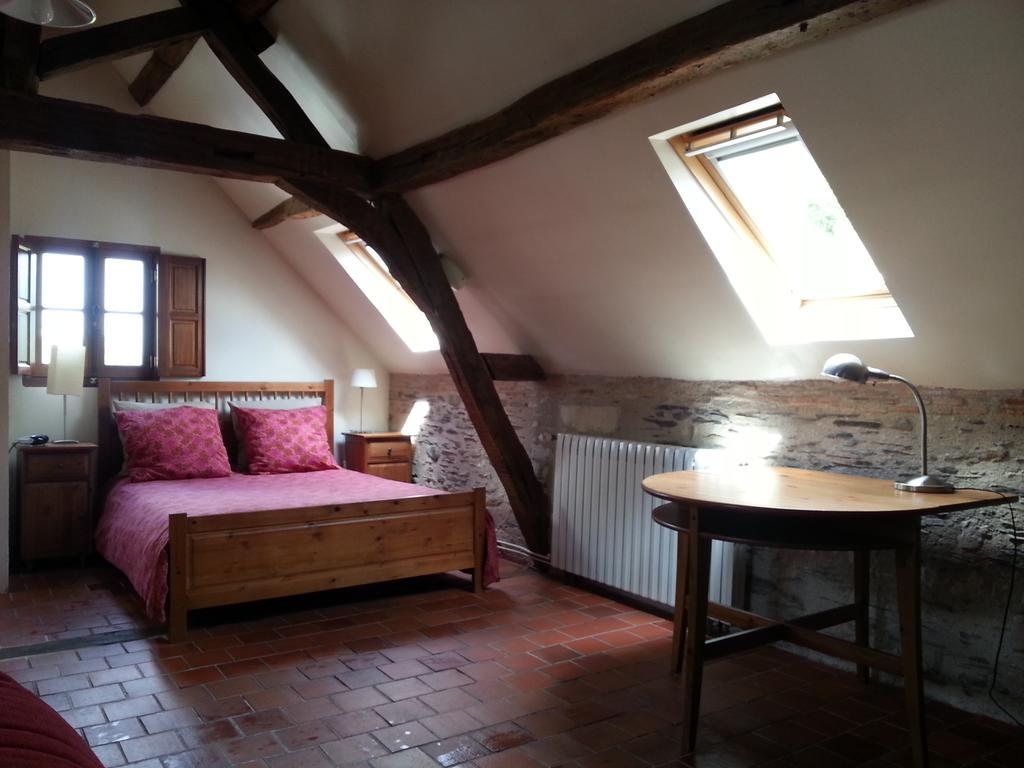 Le Clos De La Bouteille Angers Habitación foto
