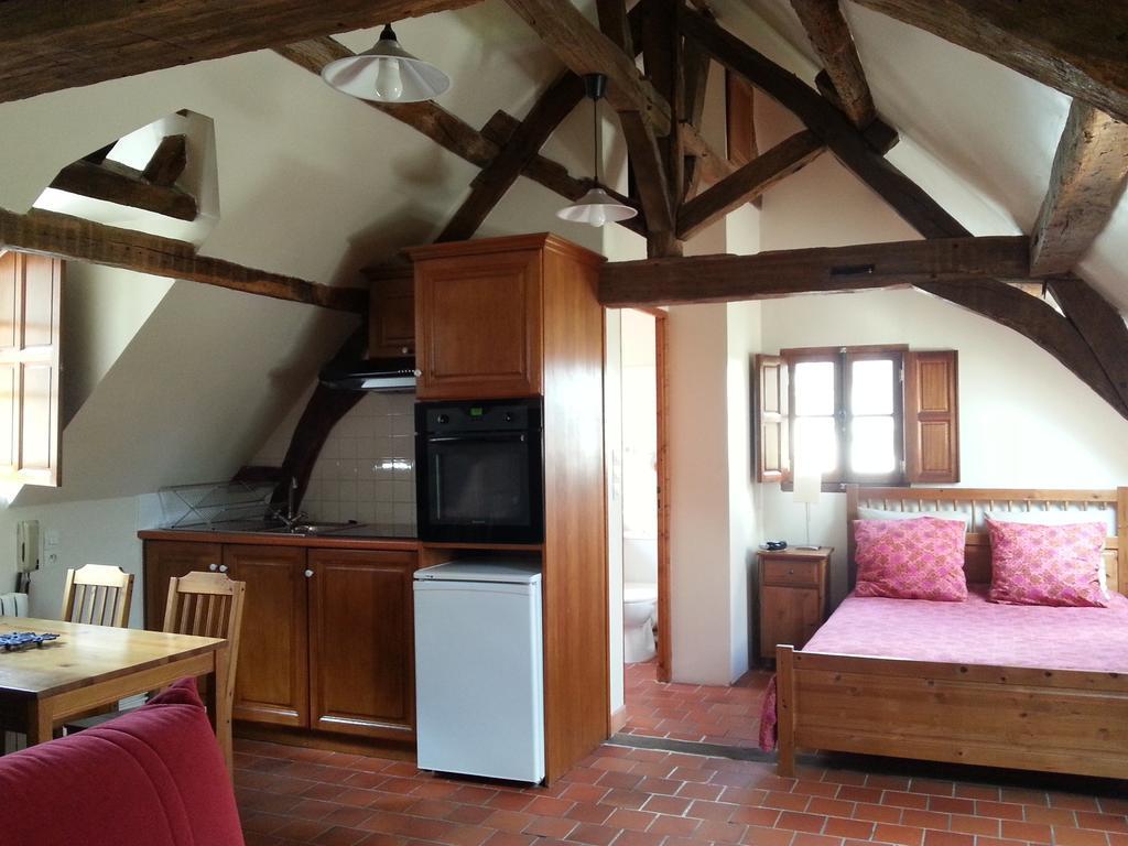 Le Clos De La Bouteille Angers Habitación foto